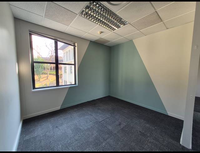 1,311M² OFFICE TO LET IN SANDTON CENTRAL